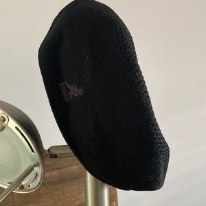 Kangol ventair cap,X-Large,504 model,brand new,darkest blue colour